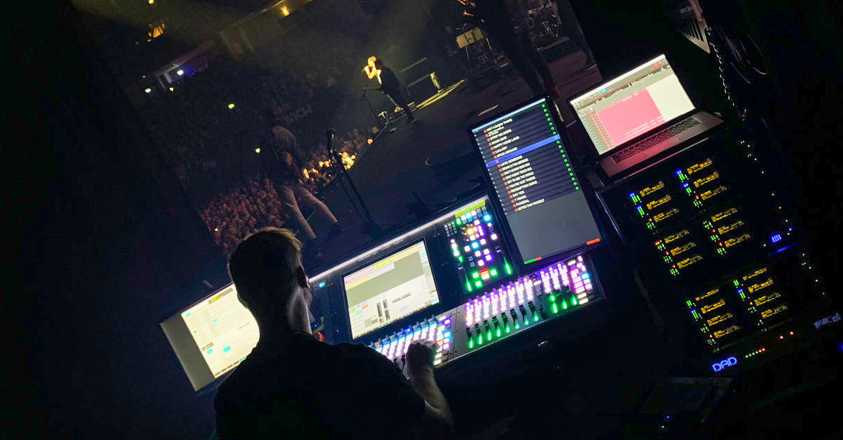 Lukas Graham Monitor Position